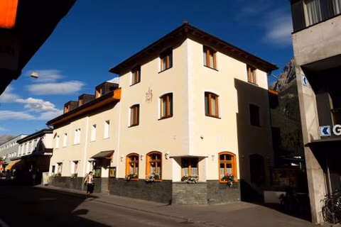 Hotel Astras — foto 1