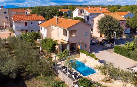 Stunning Home In Pinezici With Kitchen — foto 8