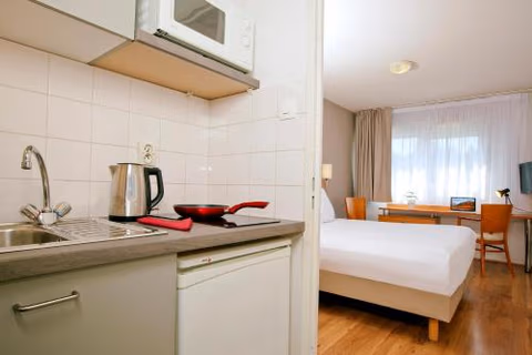 Séjours & Affaires Poitiers Lamartine — foto 2