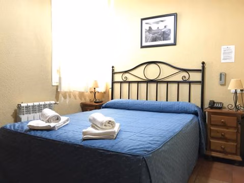 Hostal El Pilar — photo 8