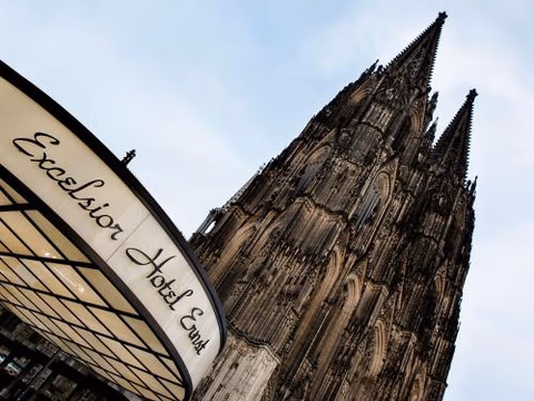 Excelsior Hotel Ernst am Dom — foto 1