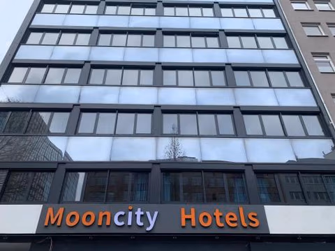 Mooncity Hotel & Boardinghouse — foto 2