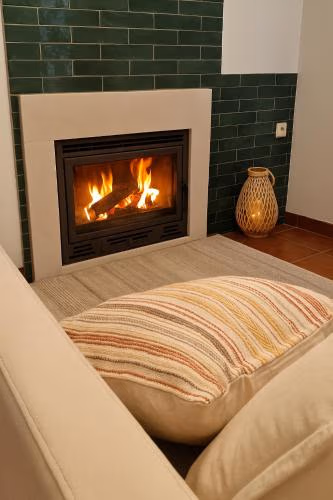 Peach House T2 Fireplace — foto 2