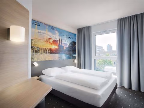 B&B Hotel Köln-City — photo 1