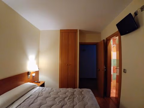 Hostal Prada Borges — foto 2