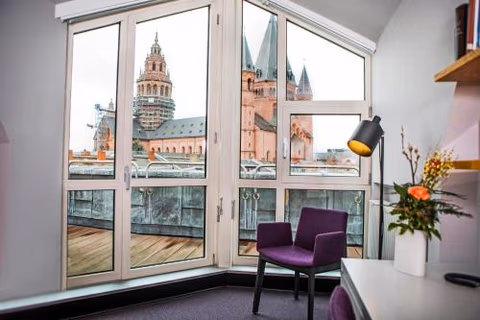 Erbacher Hof, Bistum Mainz — foto 1
