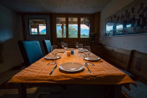 Sérénité Einigen, Chalet, Cherry blossom special — foto 4