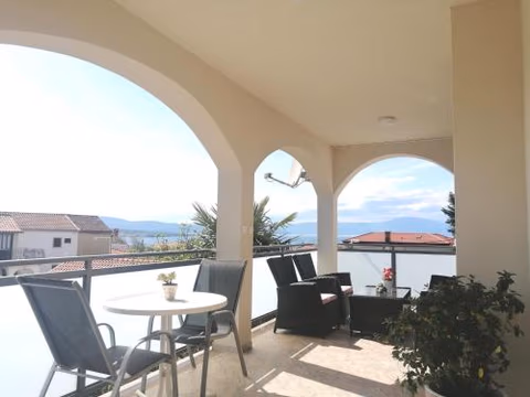 Lovely Sea View House in Malinska Island Krk — foto 3