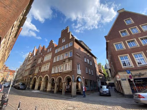 Hotel Busche am Dom — foto 1