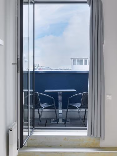 Numa Frankfurt Blau — foto 6
