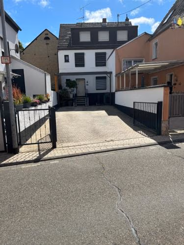 schöne Ferienwohnung mit Terasse — photo 6