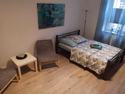 Alicante privat room 5min walk from Railstation — photo 1