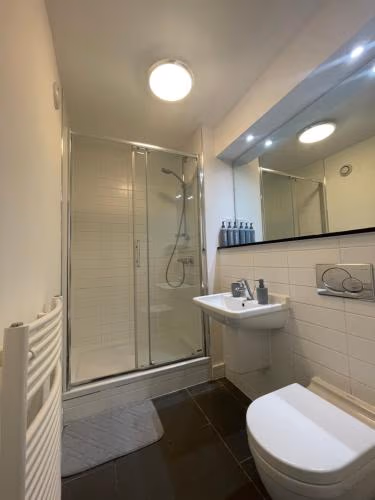 City Centre flat with Balcony — foto 3