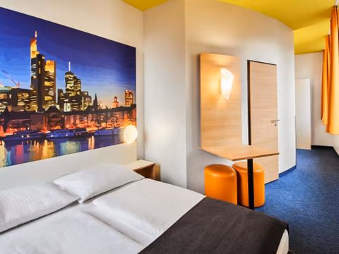 B&B HOTEL Frankfurt-Hbf — foto 8