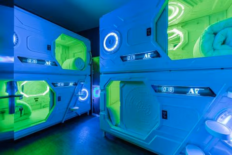 Art Seven Hostel Capsules — photo 1