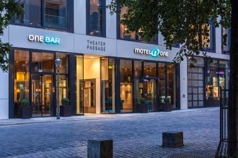 Motel One Leipzig-Augustusplatz — foto 3