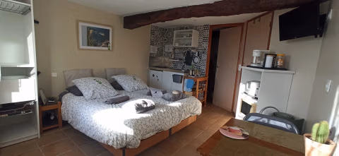 Gîte et Chambres d'hôtes Au Jardin à Miradoux — foto 2
