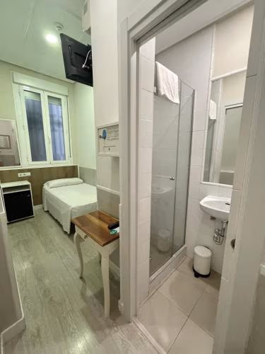 Hostal Madrid — photo 3
