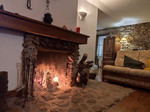 casa na aldeia - entre Fundão e Covilhã — foto 2