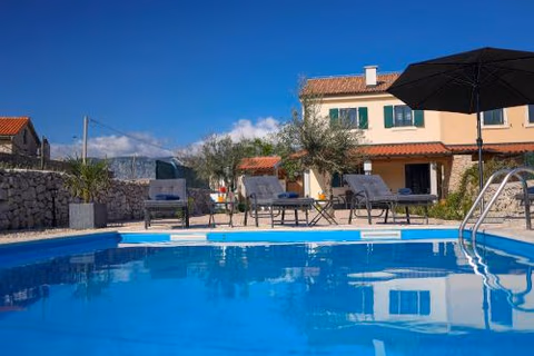 Villa Niko PET FRIENDLY 200 M FROM HIDDEN SANDY BEACH pets stays for free — foto 1