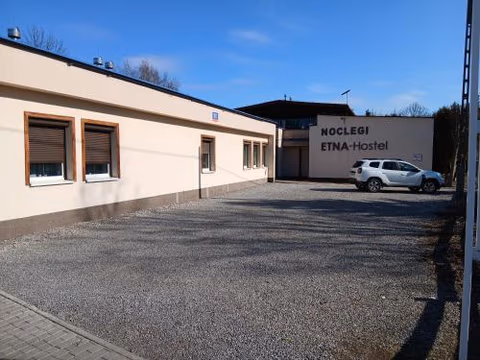 ETNA - Hostel -Noclegi Rzeszów 24 Pokoje -PARKING- — foto 1