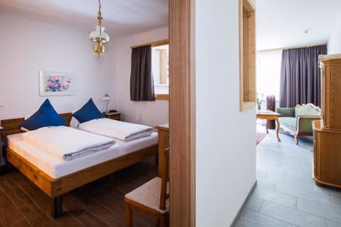Carlton-Europe Vintage Adults Hotel — foto 8
