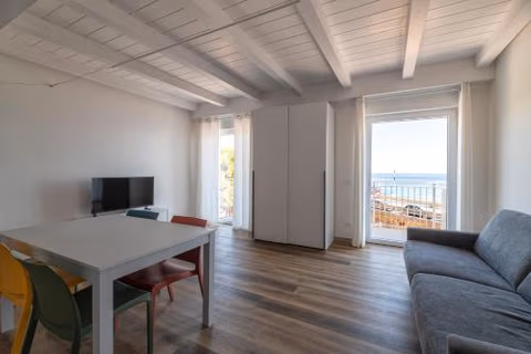 VILLA CADIZ APARTMENTS VARAZZE — photo 6