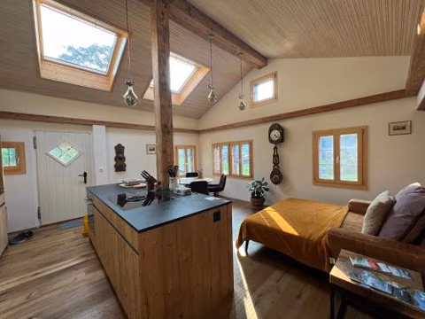 Romantic private superior Swiss Chalet with Hottub — foto 8