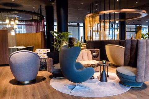Motel One Frankfurt Messe — foto 4