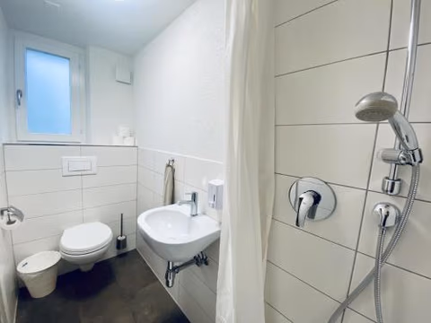 Monteurzimmer - Worker's accommodation - ZIMMERzuVERMIETEN in Biberist — foto 9