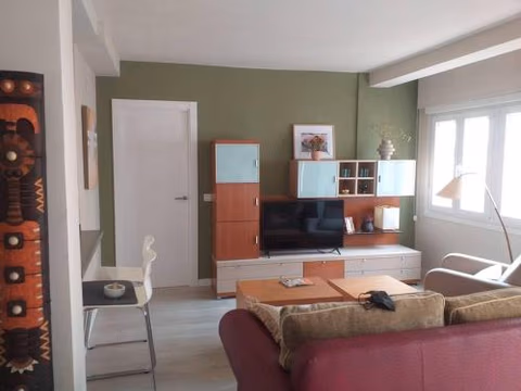 Precioso piso en Almería centro con parking gratis — foto 2