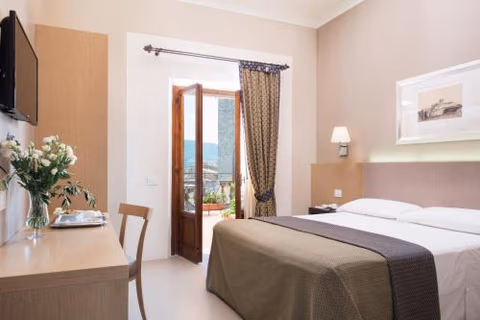 Hotel La Cisterna — foto 3