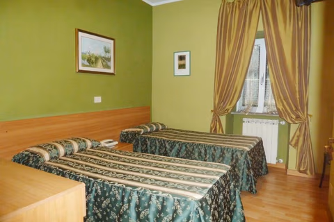 Hotel Sutrium — foto 1