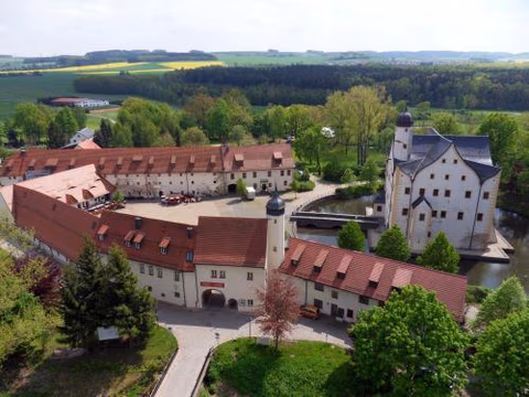 Schlosshotel Klaffenbach — photo 1