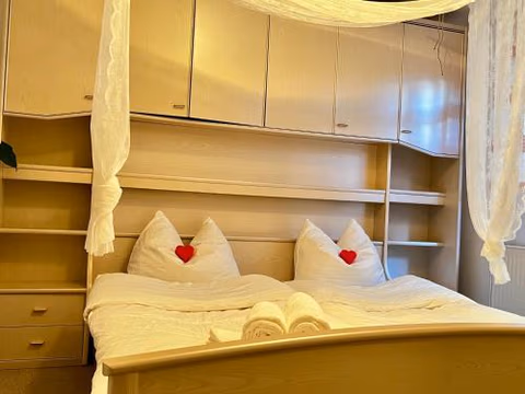 Villa L & S - Gemütliche Ferienwohnung im Grünen bei Dresden — photo 7