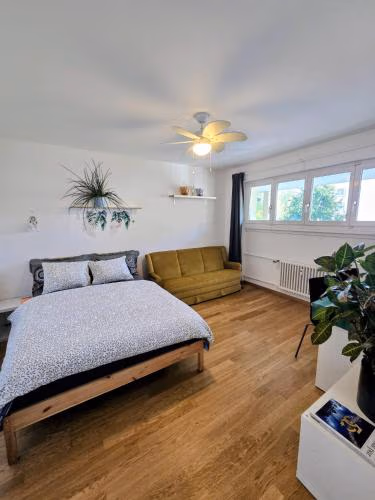 Charmantes Zimmer mit Gemeinschaftsbereichen — foto 1