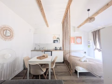Cocon lumineux 4P avec jardin privé calme — foto 6
