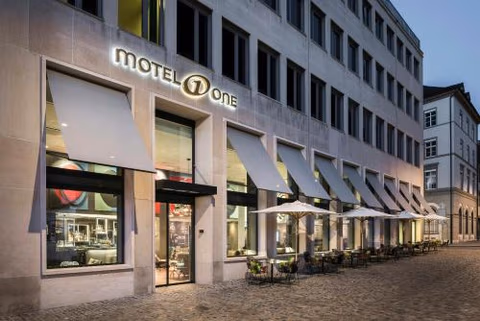 Motel One Basel — foto 2