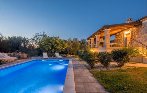 Stunning Home In Svet Vid Dobrinjski — foto 6