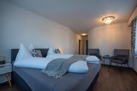 Hotel B&B Stossplatz anytime and easy self Check-in — foto 2