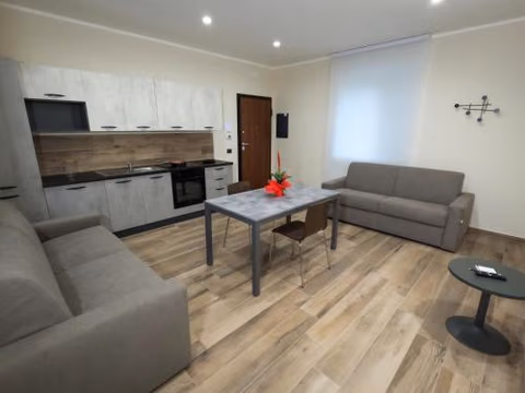 Lvna Telesia — foto 4
