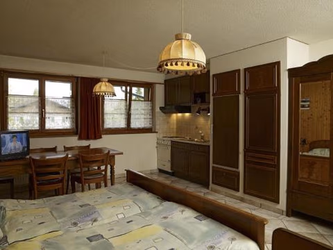 Hôtel-Gîte rural à 3 km de Delémont — foto 1