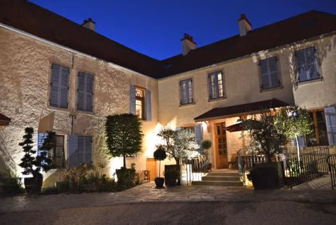 Hôtel Les Deux Chèvres Gevrey-Chambertin — foto 1