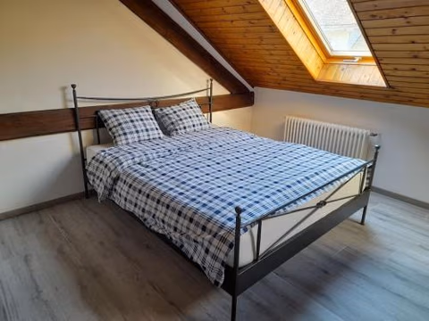 Studio mansardé chez un vigneron au village au 3ème étage sans ascenseur — foto 4