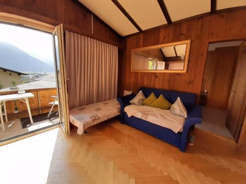 Cozy Chalet by Interlaken. Parking — foto 3