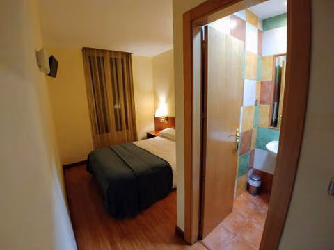 Hostal Prada Borges — foto 1