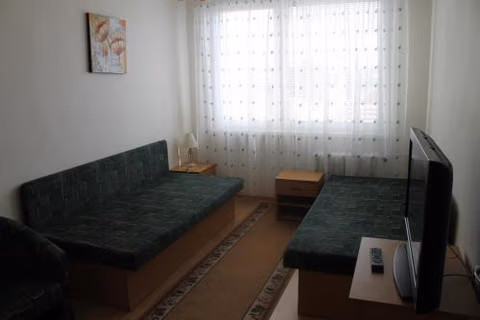 ŠD Jedlíkova 5 — foto 8