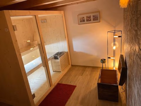 Casa Dorino - luogo idilliaco, ideale per famiglie, terrazza ed ampio giardino, vista montagne, sauna privata — foto 4
