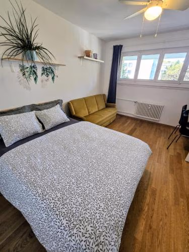 Charmantes Zimmer mit Gemeinschaftsbereichen — foto 2
