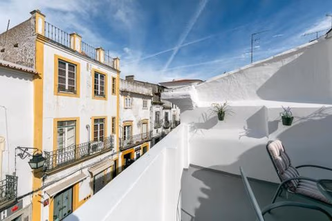Home near Évora's main square with private terrace — photo 6